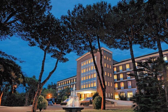 green-park-hotel-pamphili